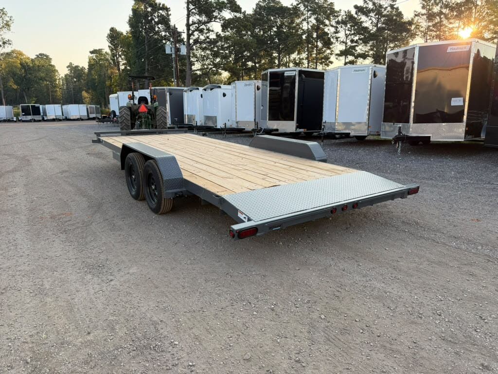 2027 Top Hat 83X20 Car Hauler Trailer - Image 9